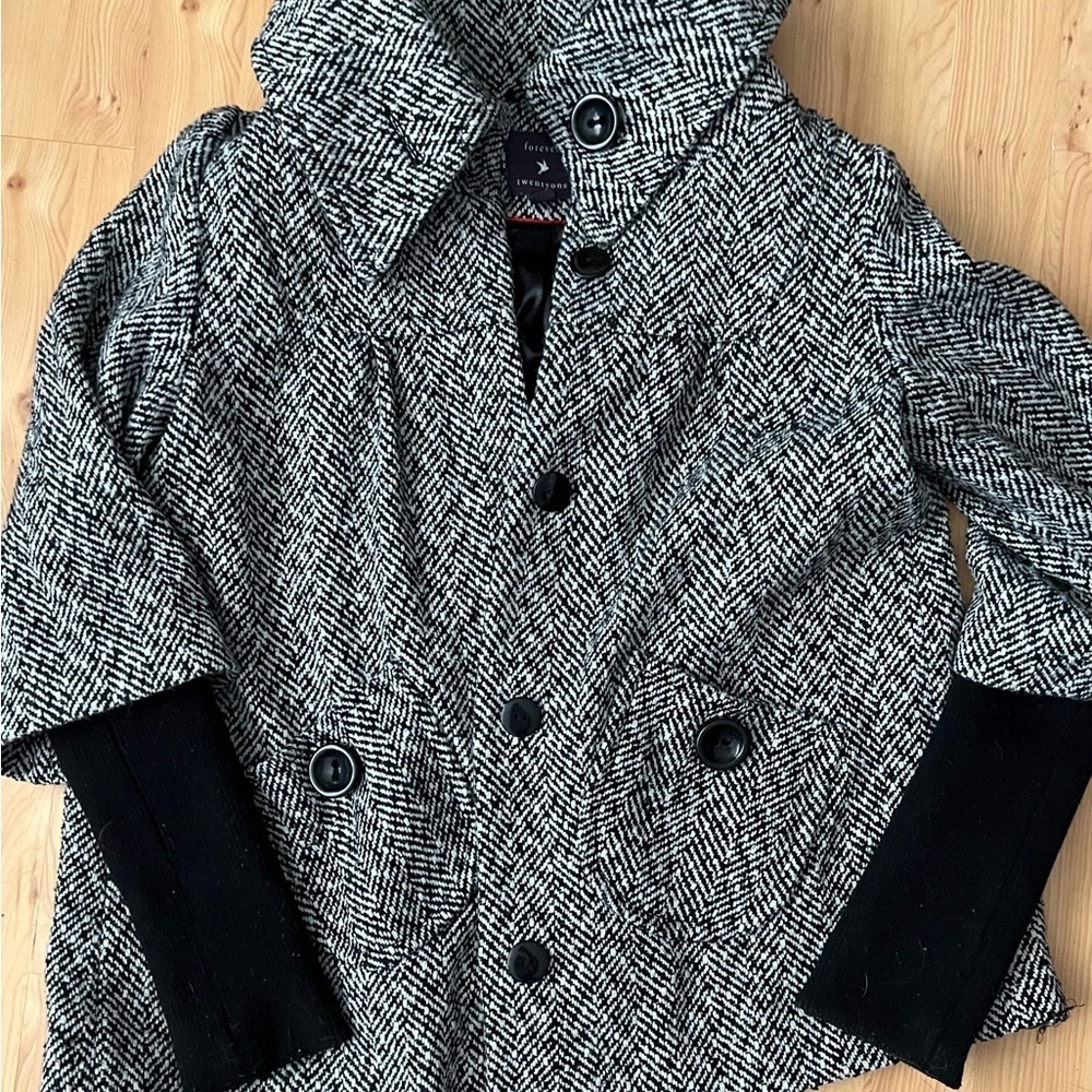 FOREVER 21 Black and White Jacket